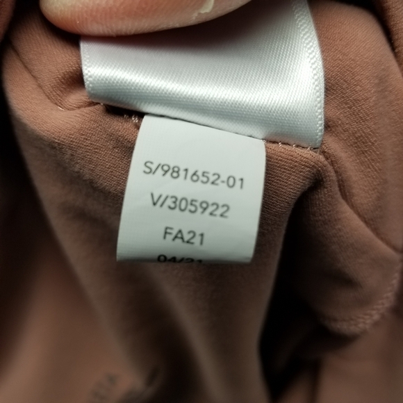 Athleta elation rib 7/8 tight plus 1x - Picture 5 of 8